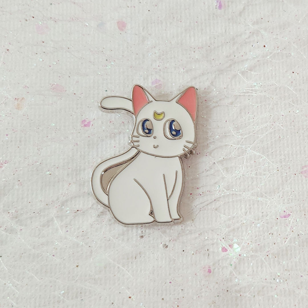 Sailor Moon Artemis Enamel Pin
