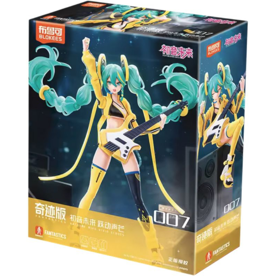Hatsune Miku Vivid Echoes Fantastics Edition Model Kit